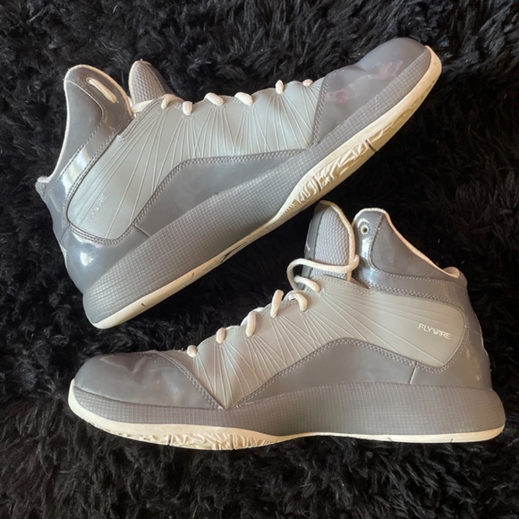 2011 Jordan FlyWire main image 11